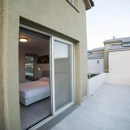 Hotel apartamentowy Lavender Cove Kórfos