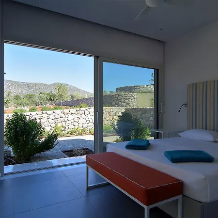 Lavender Cove 4*