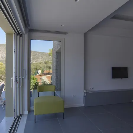 Aparthotel Lavender Cove 3*