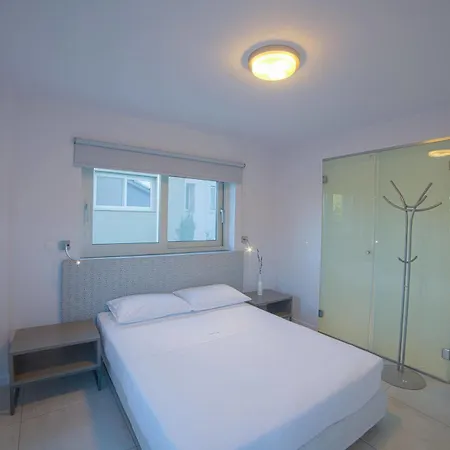 Aparthotel Lavender Cove Korfos