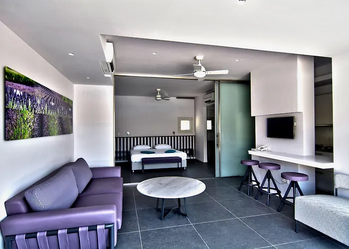 Lavender Cove Hotel apartamentowy