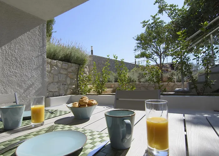 Lavender Cove Hotel apartamentowy 4*