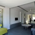 Lavender Cove Appart hôtel