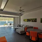 Lavender Cove Aparthotel Korfos