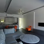 Aparthotel Lavender Cove 4*