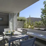 Aparthotel Lavender Cove