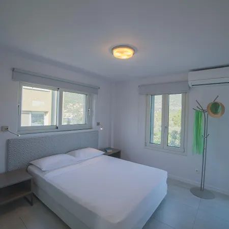 Aparthotel Lavender Cove Korfos