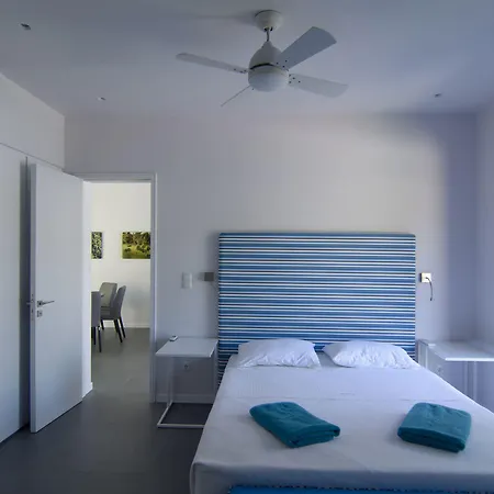 Lavender Cove 4*