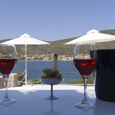 Lavender Cove Апарт-отель