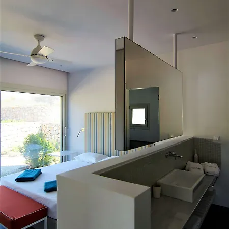 Lavender Cove Корфос