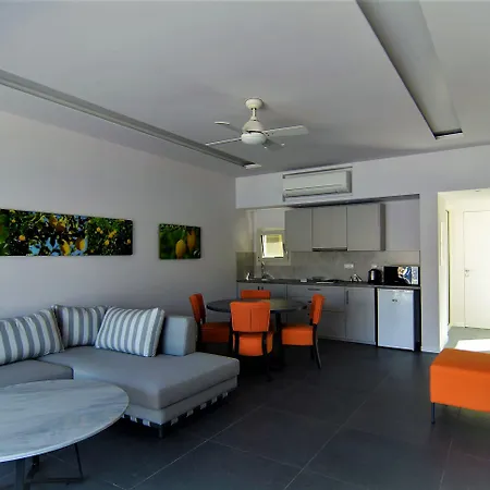 Lavender Cove 4* Korfos