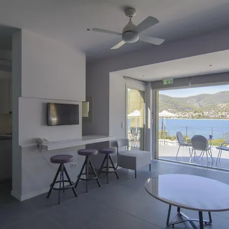 Lavender Cove 3*