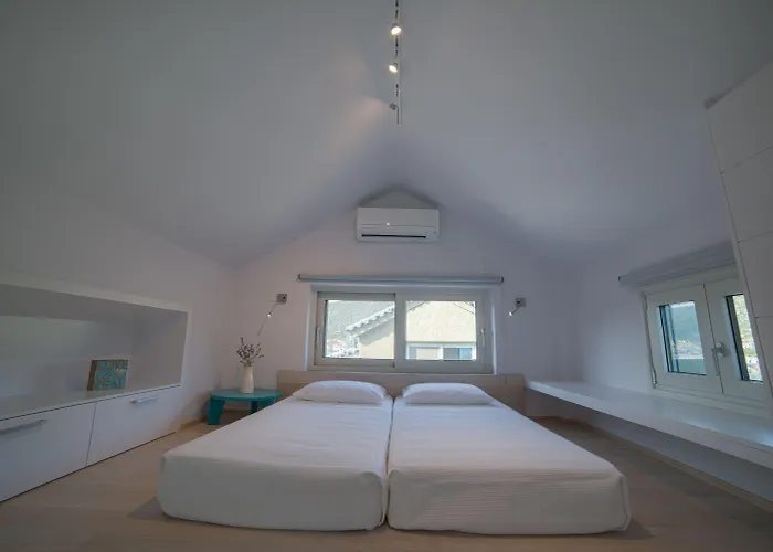 Lavender Cove Aparthotel