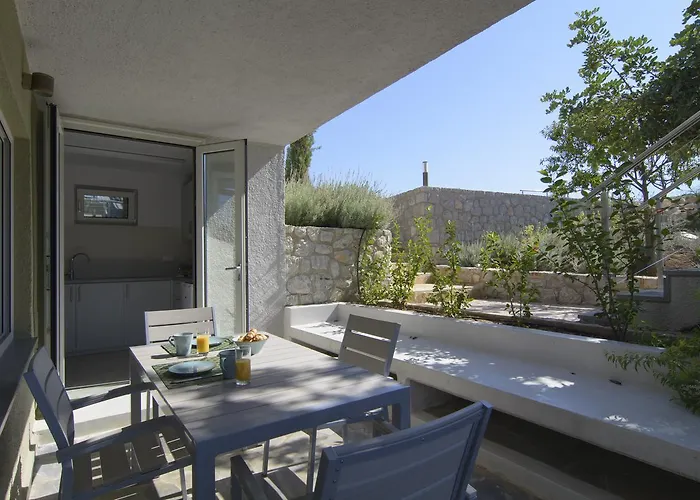 Aparthotel Lavender Cove